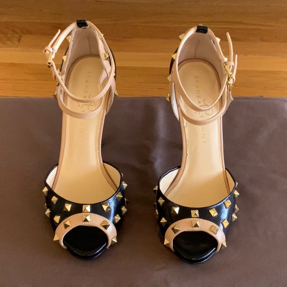 Black & Nude high heels with double strap.